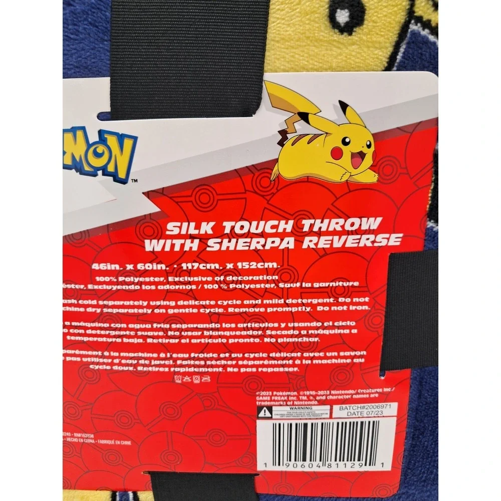 46 X 60 Inch Pokemon Silk Throw With Sherpa Reverse - Picture 4 of 7